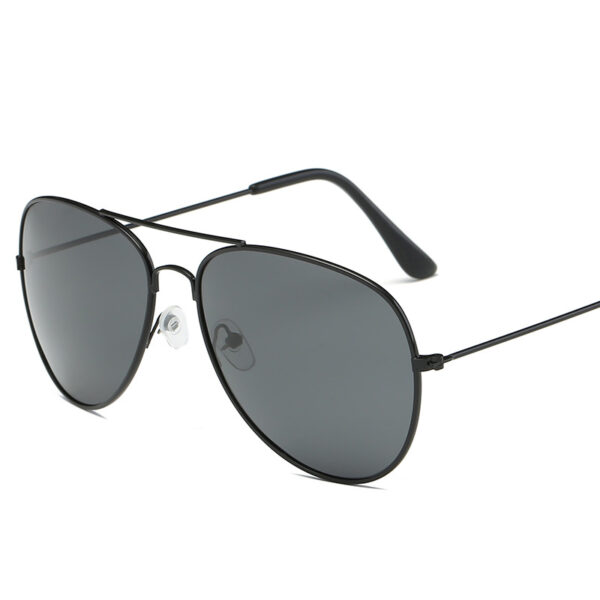 Factory Direct Sale 3026 Pilot Style Men's And Women's Polarized Sunglasses Fashion Trend Driver's Sunglasses