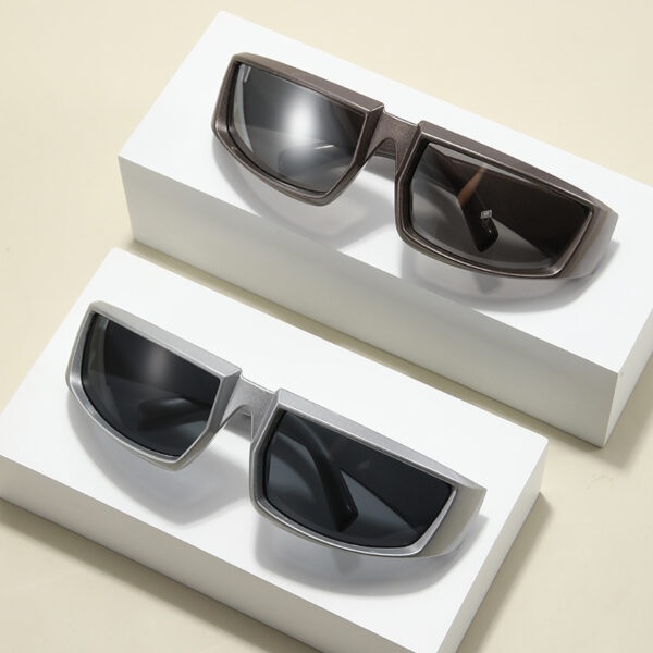 2026 European And American New Personality Big Frame Sunglasses Cycling Sports Trend Sunglasses For Men Cross-border Sunglasses