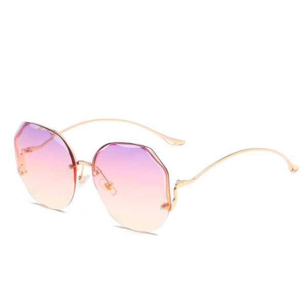 New Frameless Sunglasses Creative Style Crystal Cut Edge Trendy Half Frame Sunglasses Gradient Curved Leg Sunglasses Women