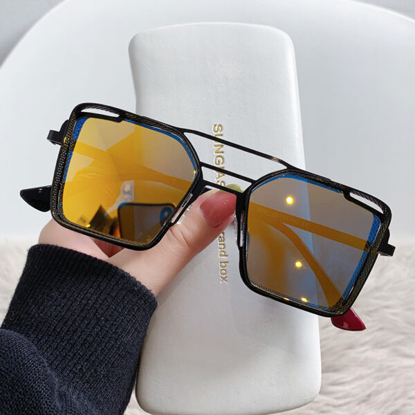 New Style Sunglasses Fashion Modern Metal Sunglasses Big Frame Glasses Slimming Beach Sunshade Mirror