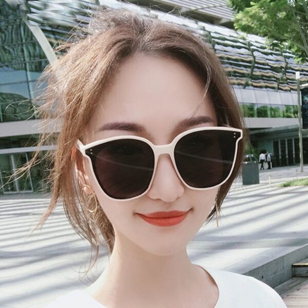 New Gm Sunglasses Women Driving Anti-ultraviolet Sunglasses Sunscreen Fashion Round Frame Sunglasses