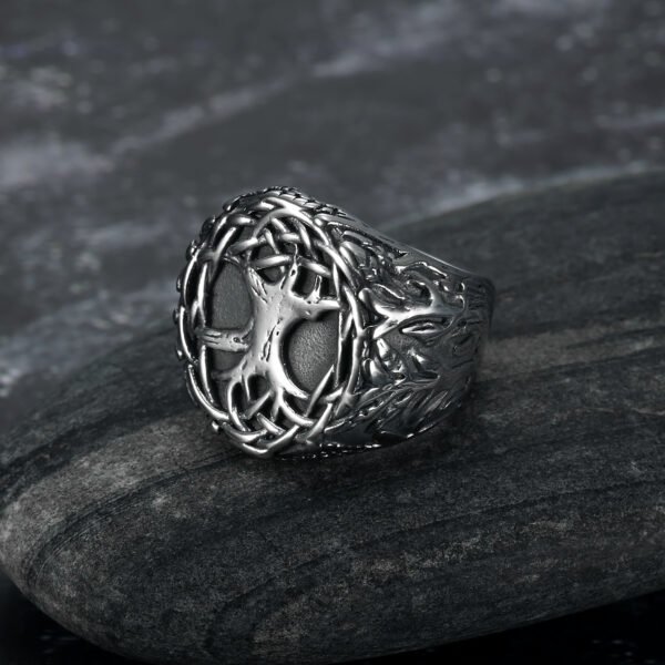 Lucky Tree Titanium Steel Men's Ring - European & American Style