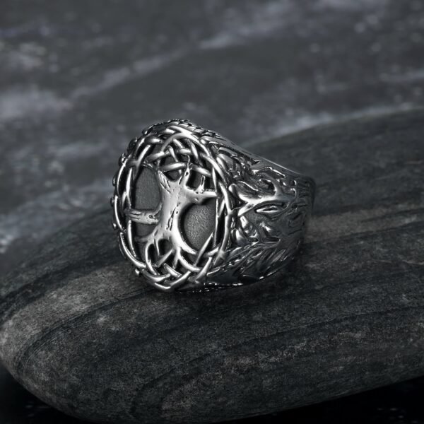 Lucky Tree Titanium Steel Men's Ring - European & American Style