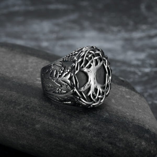 Lucky Tree Titanium Steel Men's Ring - European & American Style